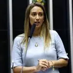 flávia arruda