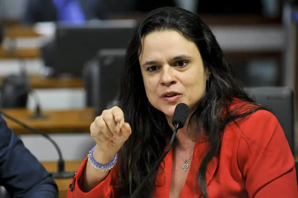 Janaina Paschoal Moro
