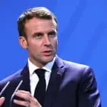 macron covid-19