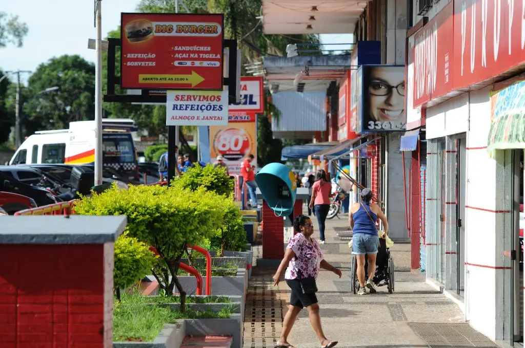 Empresas - negócios - crédito mais R$ 5