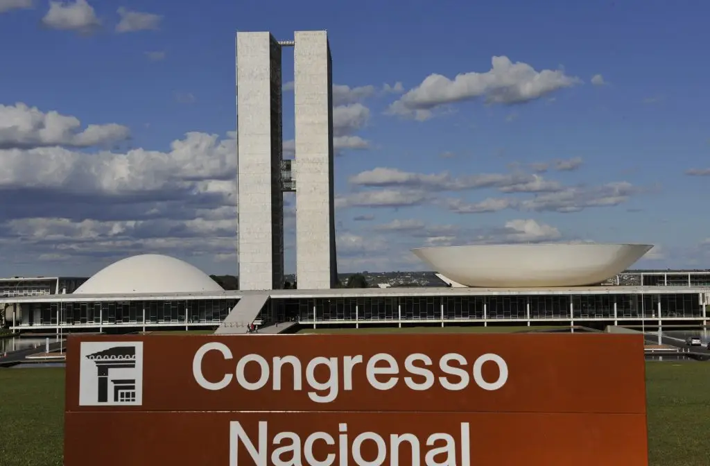 PEC eleições Marco Saneamento vetos