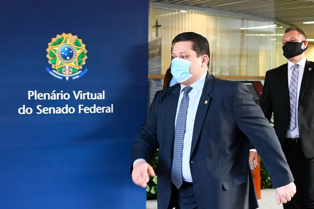 Senado aprova MP