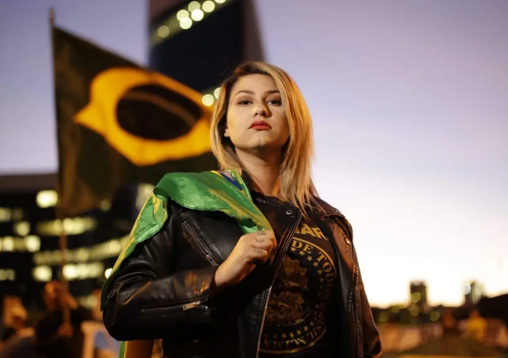 MPF denuncia Sara Winter