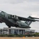 Embraer - prejuízo - bilhão - trimestre