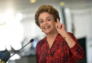 há quatro anos 'golpe'