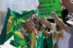 Protestos a favor do governo