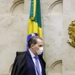STF - fake news