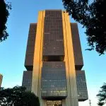 bc, saque, circular, regra, pessoas expostas politicamente, políticos, parentes, lavagem de dinheiro, financiamento ao terrorismo