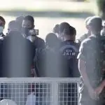 jair bolsonaro, trabalhar, quarentena, covid-19, emprego, paulo guedes, ministério da economia, ministério da defesa, fernando azevedo, retomada da economia, crise do coronavírus, pronampe