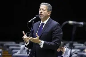arthur lira - centrão - MDB - DEM