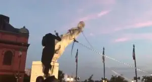 Cristóvão Colombo - vandalismo - Baltimore - estátua