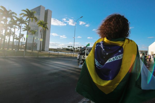 ato em favor do governo