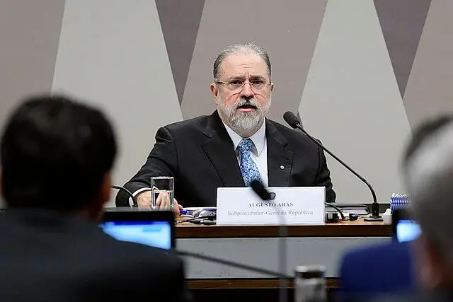 augusto aras, pgr, operações contra a corrupção, lava jato, postalis, zelotes, investigação