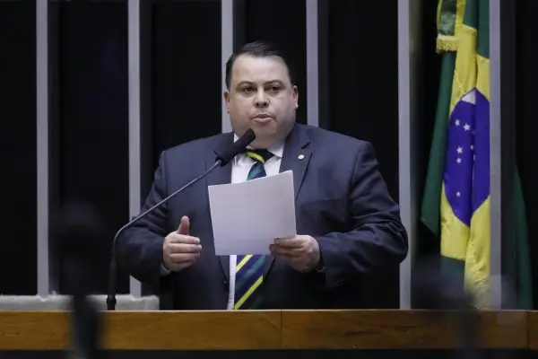 julio cesar ribeiro - abuso de poder religioso - bancada evangélica