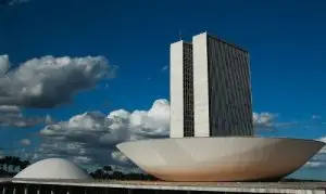 política - salim mattar
