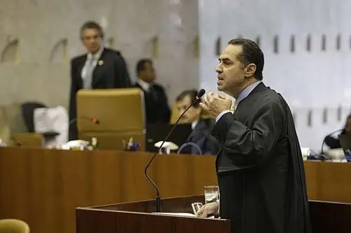 barroso - indicados por petistas ao STF