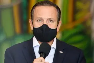 joão doria e vachina x protesto convocado pelo twitter
