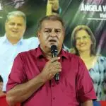 reeleito