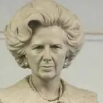 extrema esquerda