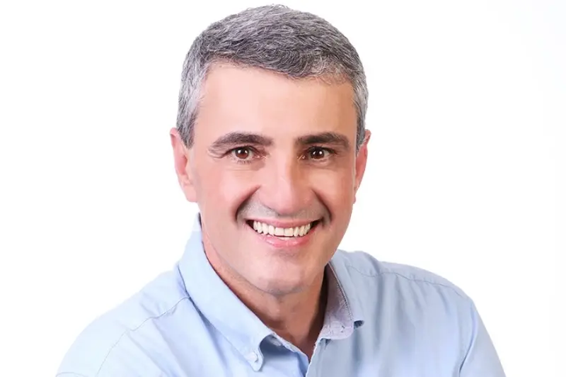 josé antônio saud - prefeito eleito de taubaté - mdb - sem secretários josé antônio saud - prefeito eleito de taubaté - mdb - sem secretários