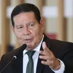 Mourão manda mensagem a Alckmin e oferece casa