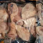 Cortes de carne de frango embalados para exportação | Foto: Cristiano Estrela/Secom-SC