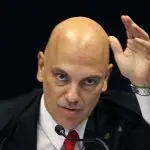 Ministro Alexandre de Moraes deu dois dias para Bolsonaro se manifestar