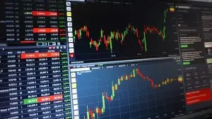 Investimento estrangeiro na Bolsa de Valores cai 53,3% em 2023