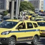 taxistas e caminhoneiros