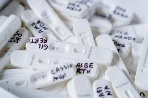 Testes rápidos SWAB nasal para detecção de covid-19
