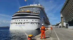Navio Costa Diadema