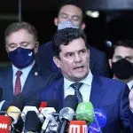 Em primeiro plano, ex-juiz e ex-ministro Sergio Moro