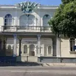 estudante não vacinada