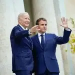 macron repreende biden