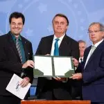 Chefe da assessoria especial do Ministério da Economia, Adolfo Sachsida, presidente Jair Bolsonaro e ministro da Economia, Paulo Guedes