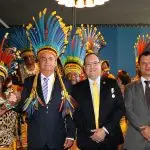 Presidente Jair Bolsonaro recebe medalha do mérito indigenista