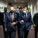 Chanceler alemão, Olaf Scholz, e o presidente francês, Emmanuel Macron