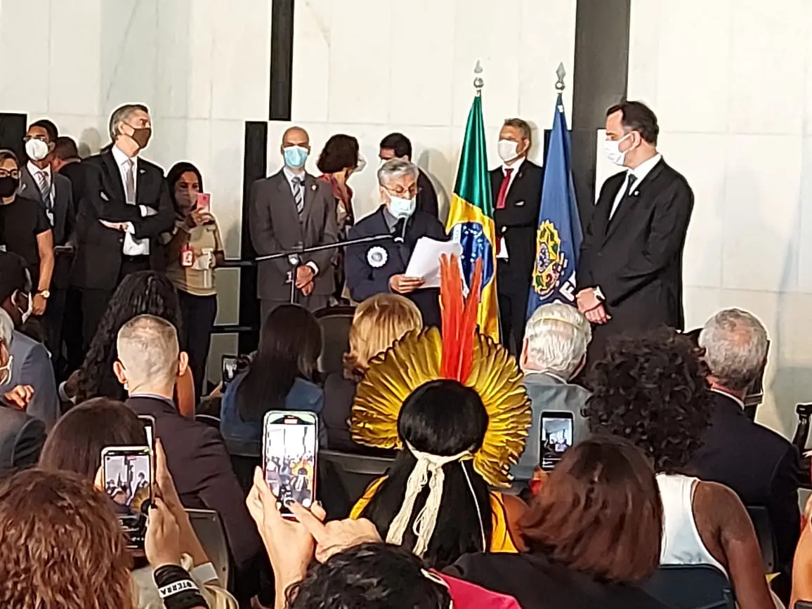 Cantor Caetano Veloso e presidente do Senado, Rodrigo Pacheco