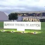 Superior Tribunal de Justiça mantém uso de máscara