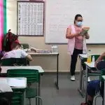 escolas fechadas