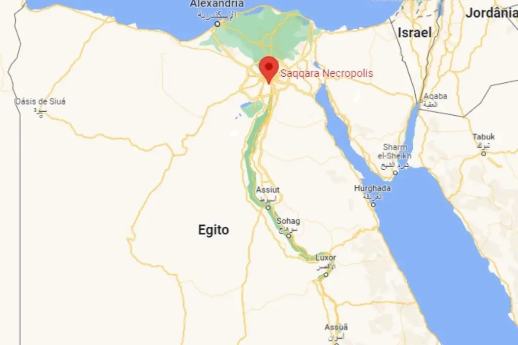 Saqqara, no Egito