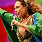 Cantora Daniela Mercury representação