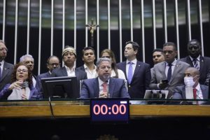 Câmara conclui votação do homeschooling e texto vai ao Senado