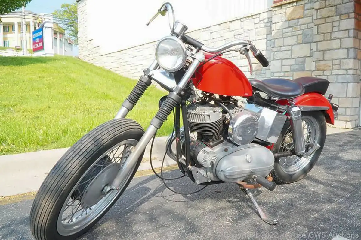 Moto utilizada por Johnny Depp no filme "Cry-Baby"