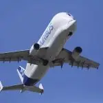 Avião