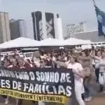 Contra decisão do STF, enfermeiros protestam pelo piso salarial