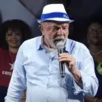 Lula quer ser indenizado