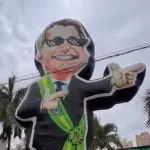 boneco Bolsonaro