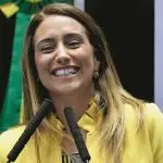 Flávia Arruda