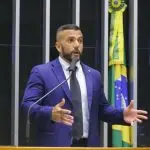 Aliados de Bolsonaro pedem CPI das Pesquisas